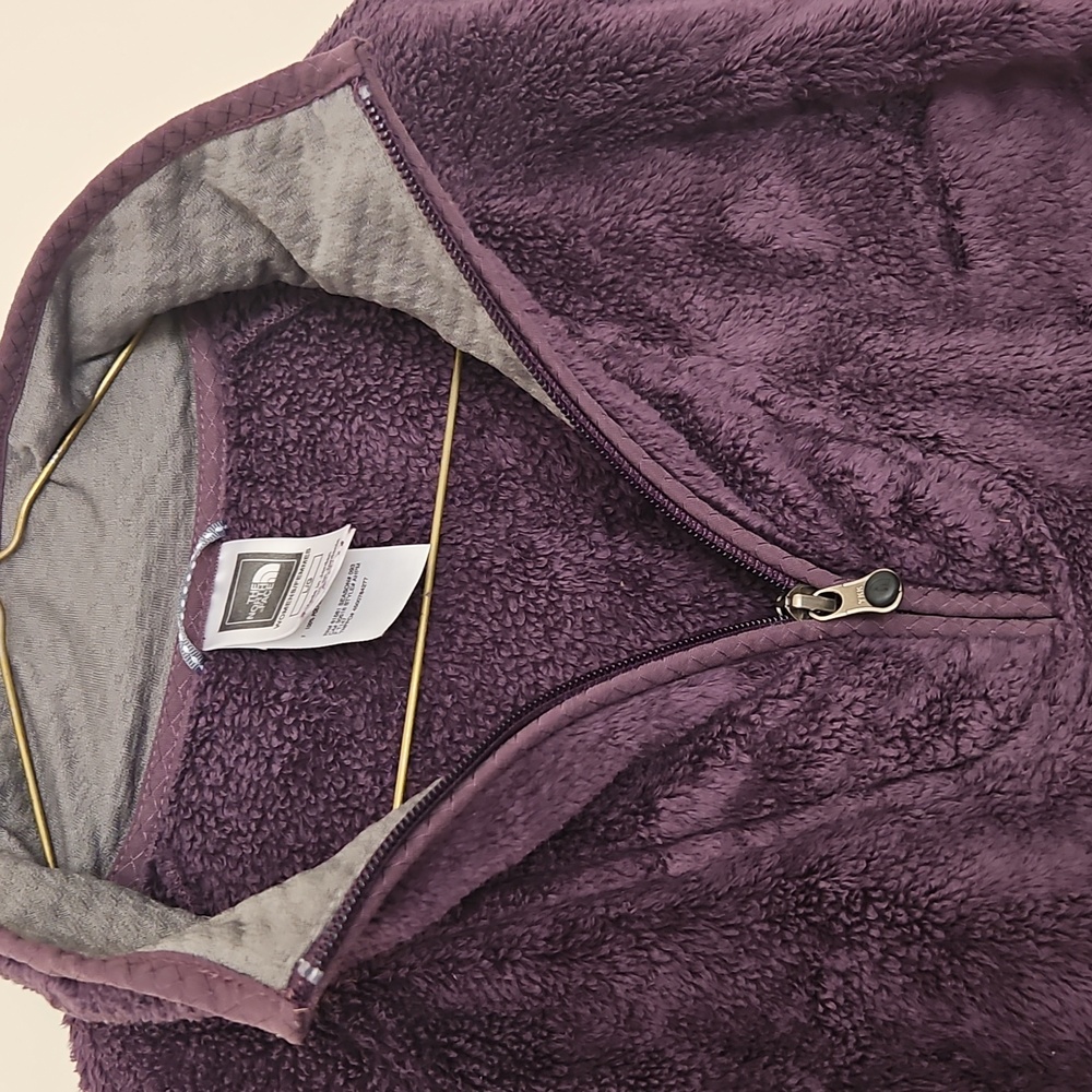 The North Face Purple Fleece Sweatshirt - Picture 5 of 11